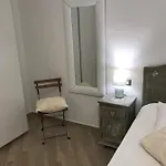 Apartman House *