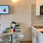 Apartman House *