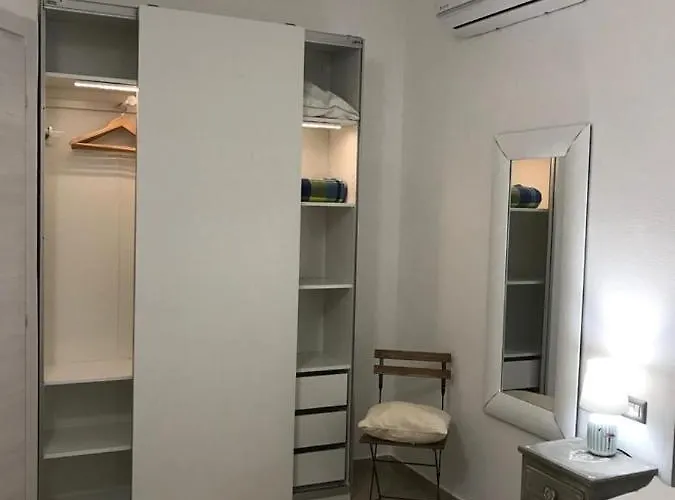 House Apartman *